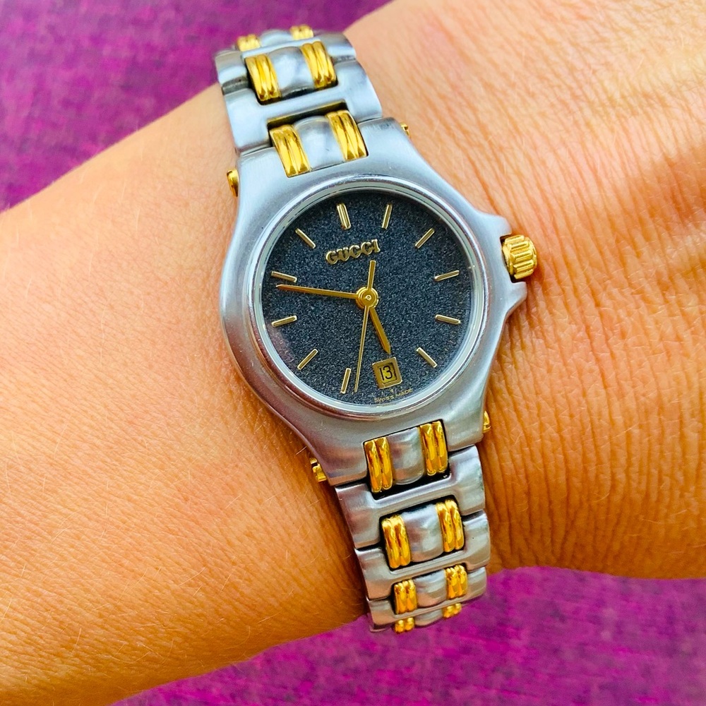 Ladies GUCCI stainless steel watch